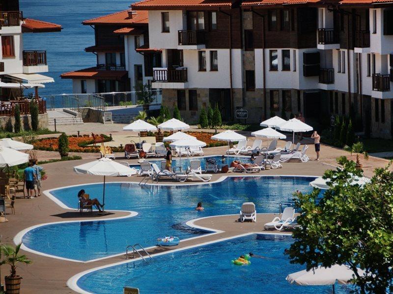 Saint Thomas Holiday Village سوزوبول المظهر الخارجي الصورة