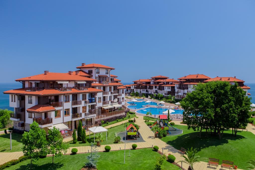 Saint Thomas Holiday Village سوزوبول المظهر الخارجي الصورة