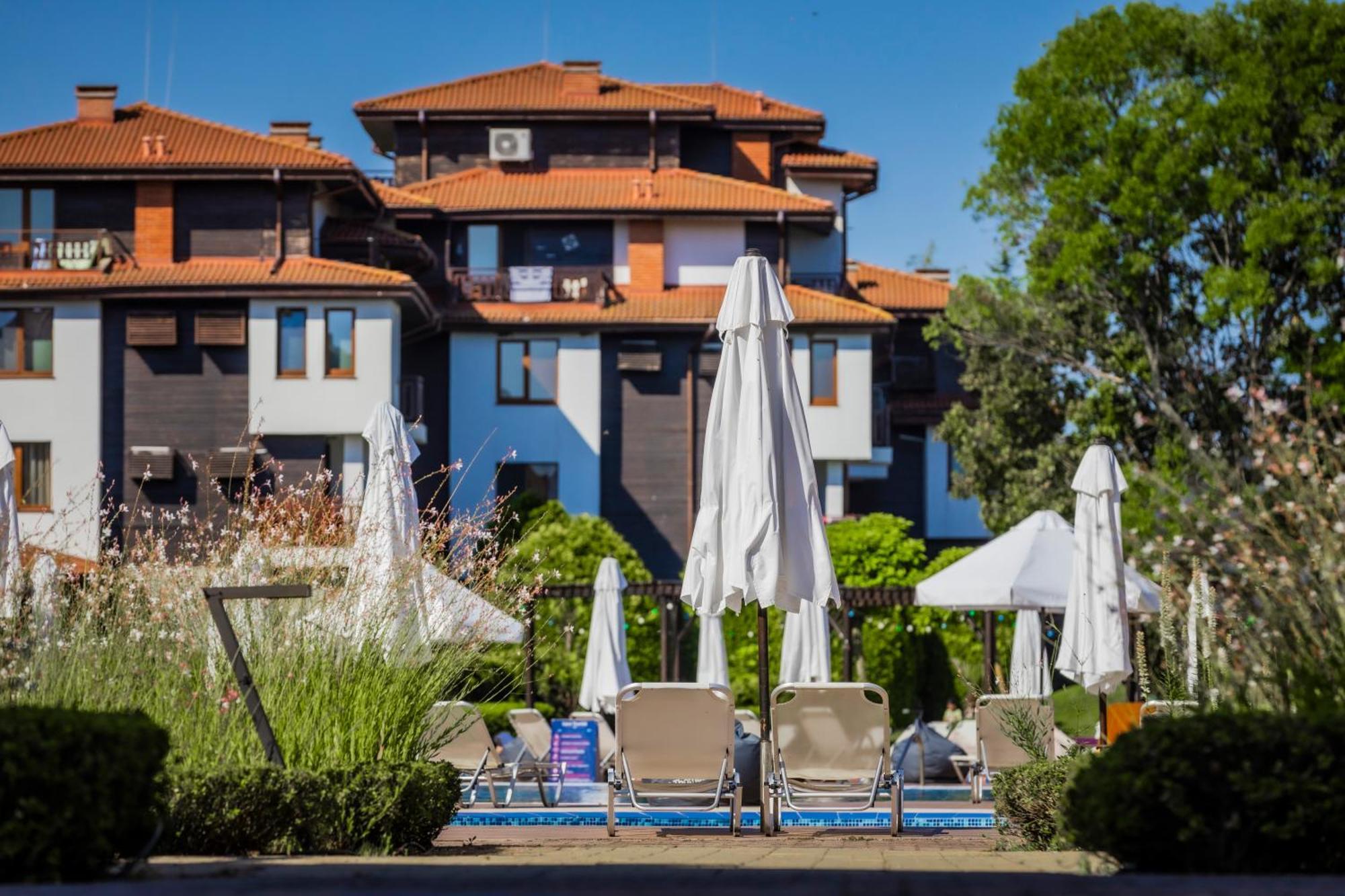 Saint Thomas Holiday Village سوزوبول المظهر الخارجي الصورة